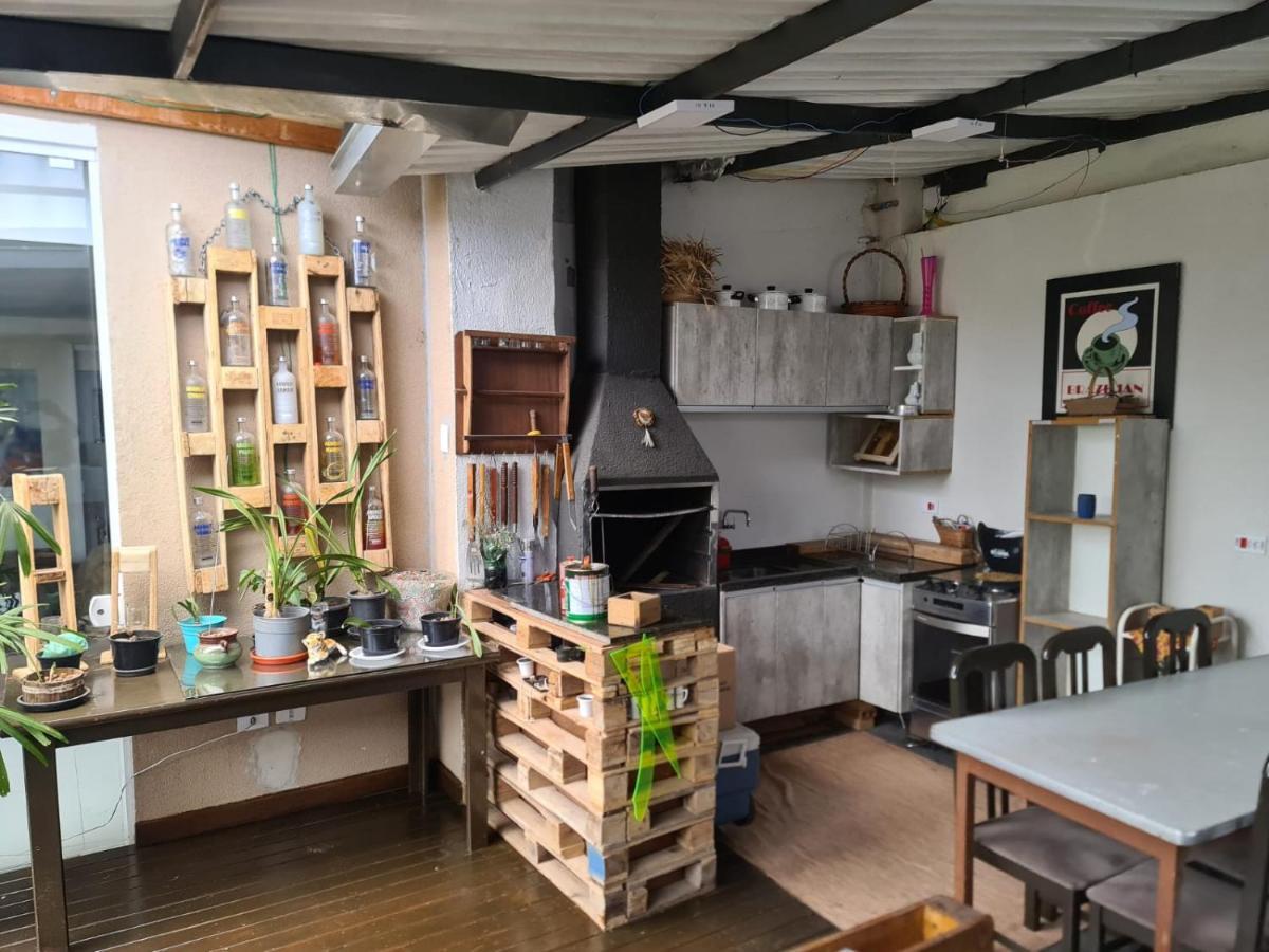 Hostel Ajbj Turismo Curitiba Ngoại thất bức ảnh